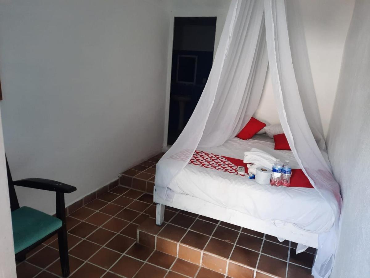 Hotel Paraiso Casa Blanca ピエ・デ・ラ・クエスタ エクステリア 写真