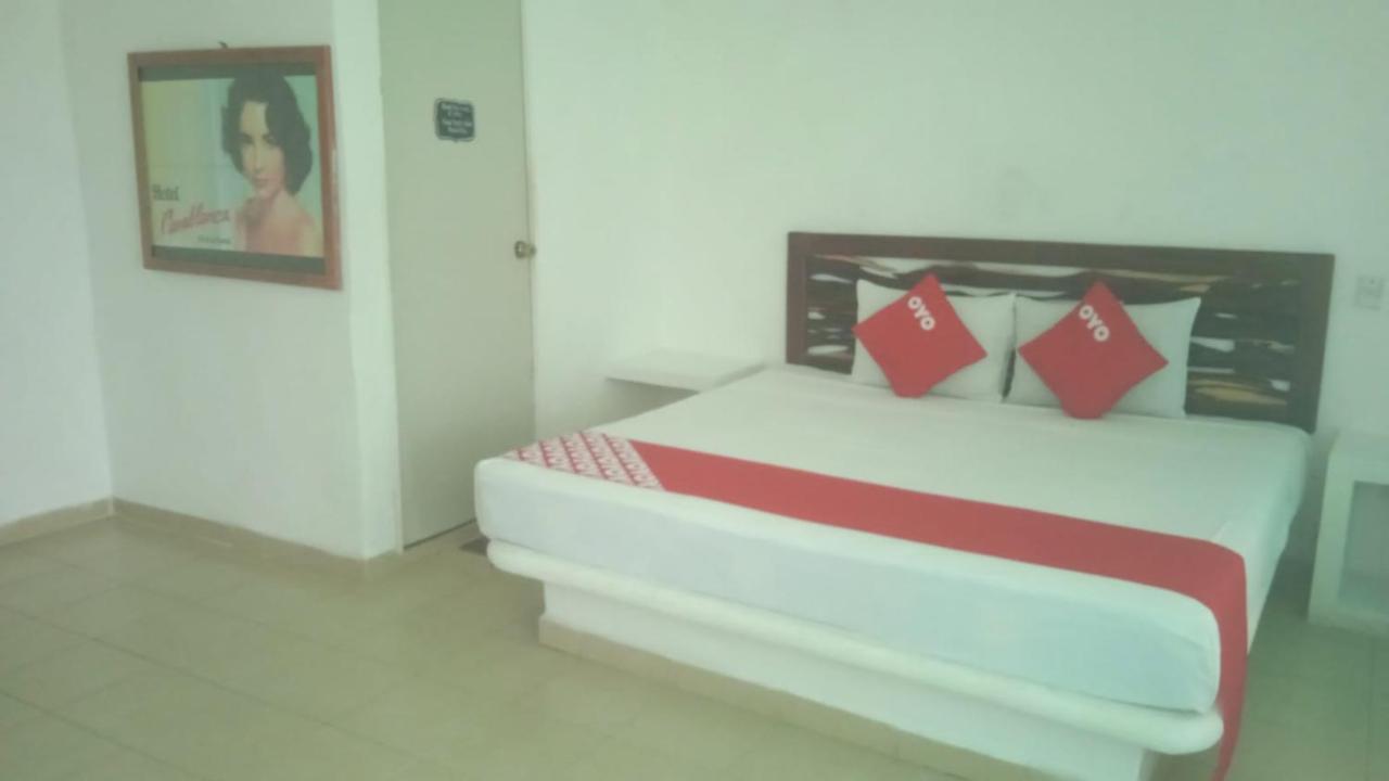 Hotel Paraiso Casa Blanca ピエ・デ・ラ・クエスタ エクステリア 写真